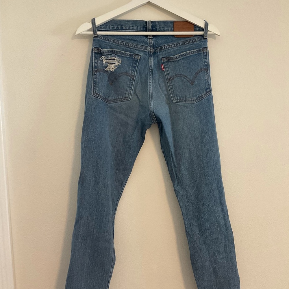 Levi Wedgie Jeans - Picture 3 of 4